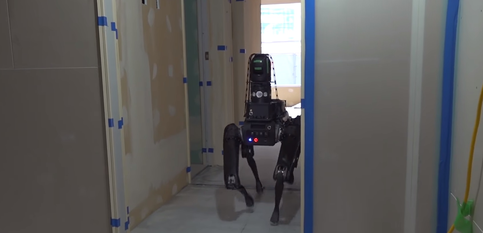 Boston Dynamics predstavila svoj prvý komerčný robot